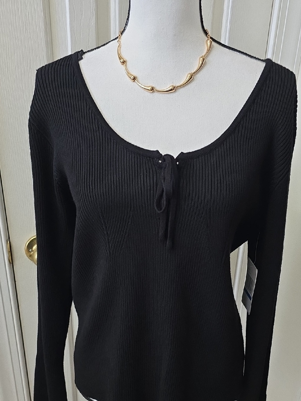 Jessica Simpson Brand Women's Black Ribbed Long-Sleeve Tie-Neck Women's Top XL